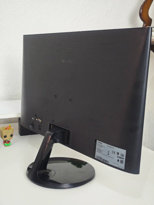Monitor Samsung 24"