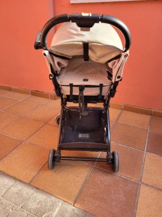 Carrito de bebé plegable