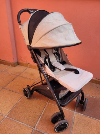 Carrito de bebé plegable