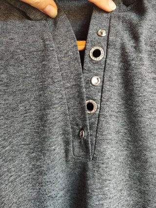 Camiseta gris manga larga