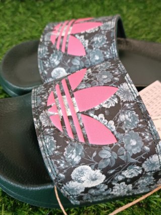 Chanclas Adidas Talla 38 Flores Rosas