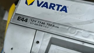 Batería Varta Silver Dynamic E44