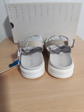 Sandalias Geox Mujer Talla 35 Beige/Oro Nuevas