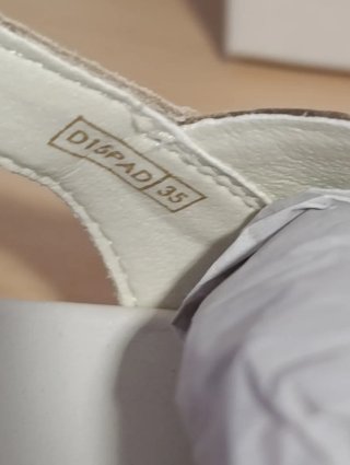 Sandalias Geox Mujer Talla 35 Beige/Oro Nuevas