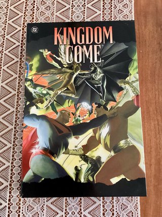 Kingdom Come Deluxe Edition (DC Comics)