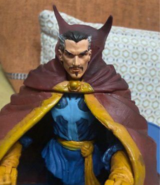 Figura Doctor Strange Marvel Legends