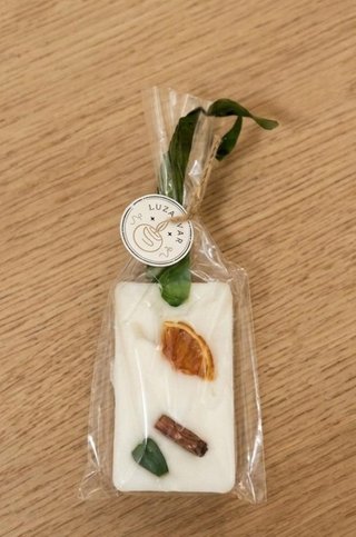 Ambientador decorativo con naranja y canela