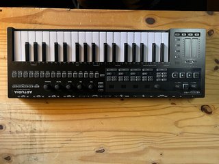 Arturia KeyStep Pro Chroma