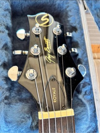 Guitarra Samick by Greg Benett modelo Royale RL1