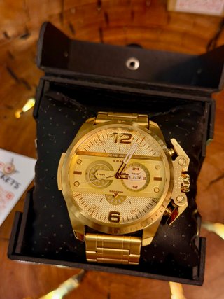 Reloj Diesel DZ4377 Dorado