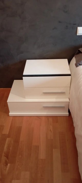 Armario, cómoda y 2 mesillas
