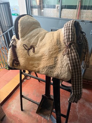 Montura vaquera centeno de Acosta 600€