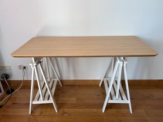 Tavolo elevabile in bambù IKEA