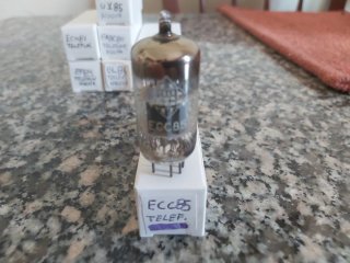 Valvola ECC85 Telefunken testata