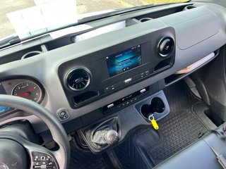 Mercedes Sprinter L3H2 Largo 2023 Manual FULL LED