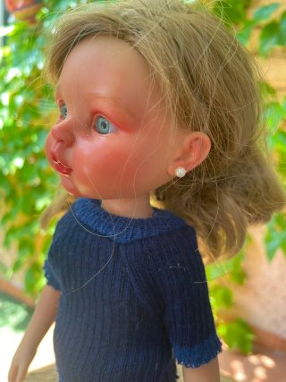 Muñeca Paola Reina customizada