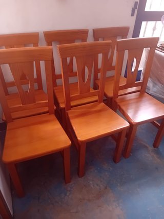 6 SILLAS DE MADERA COMO NUEVAS 60 EUROS, CARTAGENA