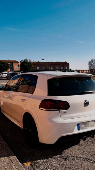 Volkswagen Golf 6 R