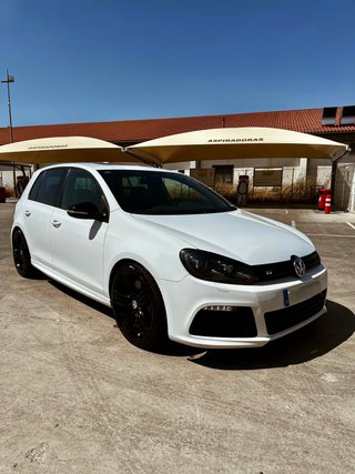 Volkswagen Golf 6 R