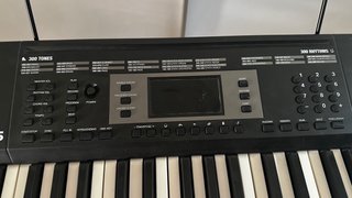 Teclado Alesis Melody 61 - Poco Uso