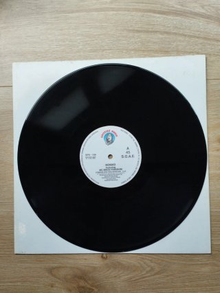 Vinilo Nomad featuring MC Mikee Freedom