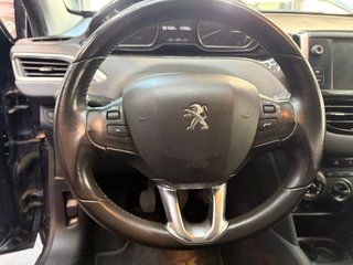 Peugeot 208 5P STYLE 1.2L PureTech 60KW (82CV)