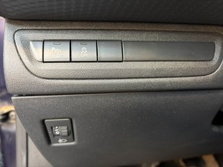 Peugeot 208 5P STYLE 1.2L PureTech 60KW (82CV)