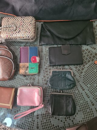 Lote de 15 monederos carteras billeteras, variados