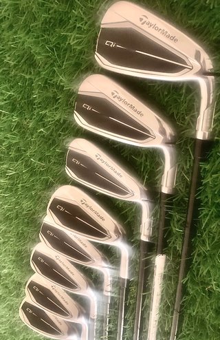 Golf set 14 palos TAYLORMADE Qi10 Grafito