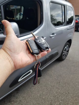 Vendo llave ya sincronizada en tu coche desde 30€