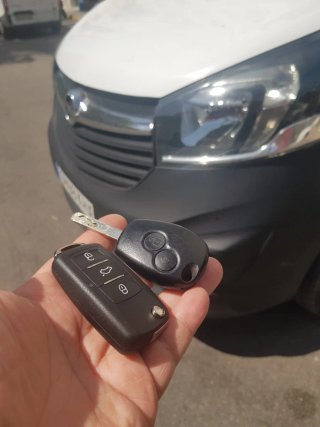 Vendo llave ya sincronizada en tu coche desde 30€