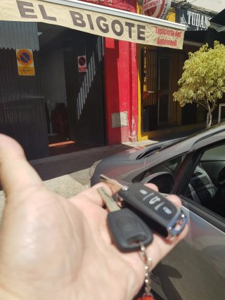 Vendo llave ya sincronizada en tu coche desde 30€