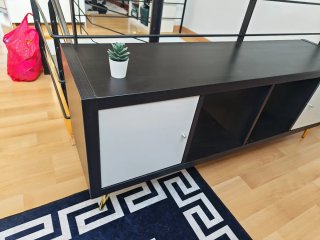 Mueble Estante Negro y Blanco