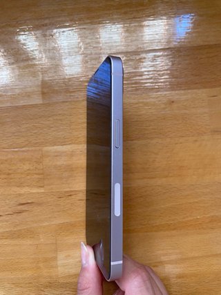 iPhone 13 rosa en perfecto estado