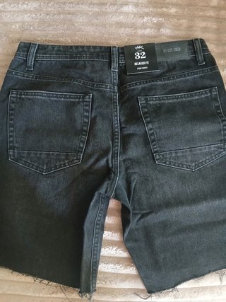 Pantalón corto vaquero negro hombre