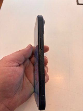 iPhone 15 128GB