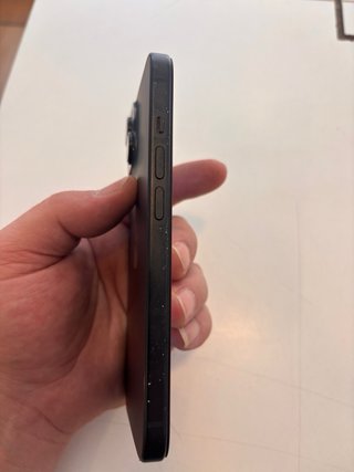 iPhone 15 128GB