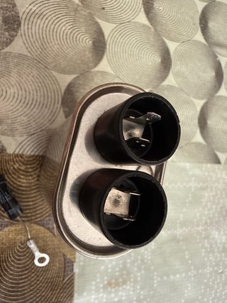 Capacitador H.V. BiCai CH85-21100-2100V