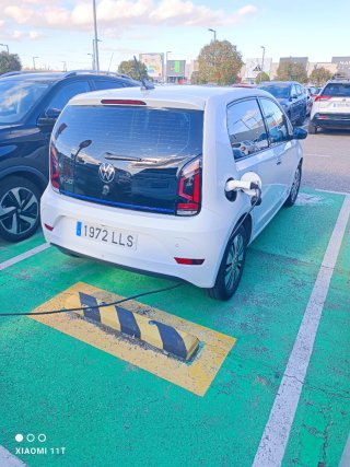 Volkswagen e-up! 2021