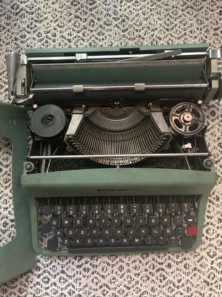 Olivetti Lettera 32 máquina de escribir