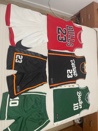 3 Conjuntos Camisetas Baloncesto talla XS y 12-14