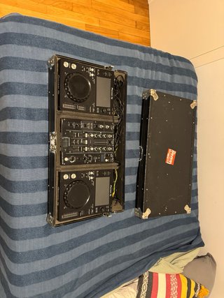Remato Pioneer CDJ 700 + Mixer DJM 450 + Maleta
