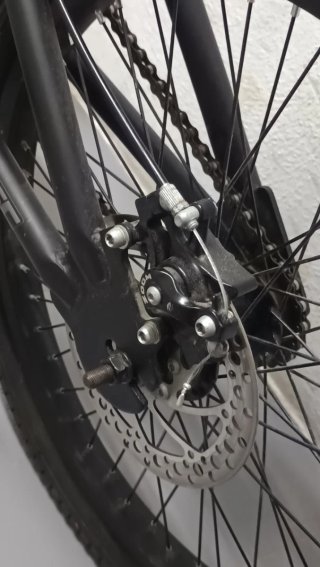Bicicleta BMX Moma 360 Freestyle Negra