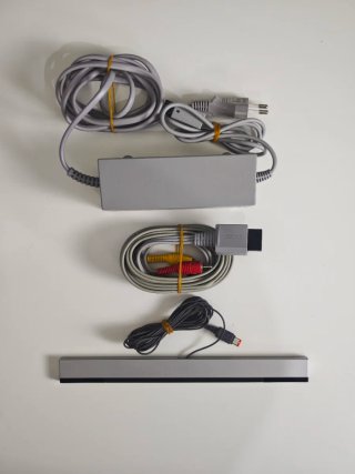 Nintendo WII Rossa Ed New Super Mario Bros Completa