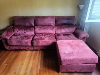 REGALO Sofá grande rosa con puff