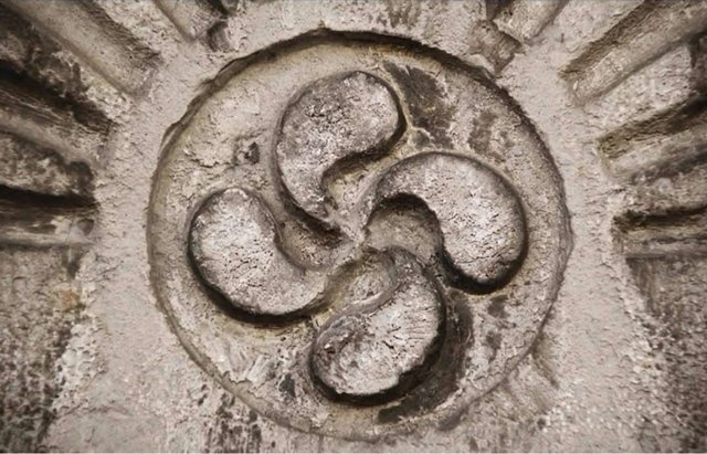 Lauburus, Gudaris Vascos, 3 Emblemas.