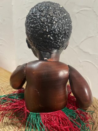 Antiguo muñeco Olot cartón piedra