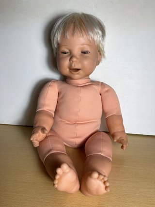 Muñeca Miracle Baby
