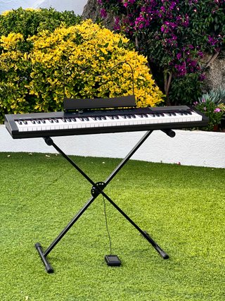 Piano Thomann SP-120, 76 tasti. Piano elettronico