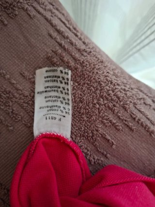Polo Lacoste donna senza maniche rosa